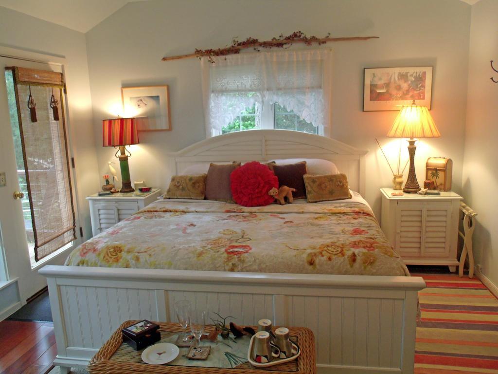 Inn To The Woods Friday Harbor Bilik gambar